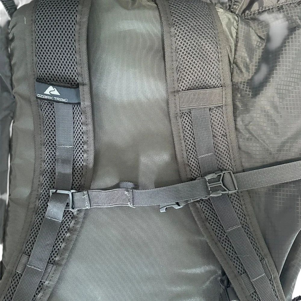 Ozark Trail Atka Backpack Unisex OS Black Orange Excellent Lightweight‎ Ripstop